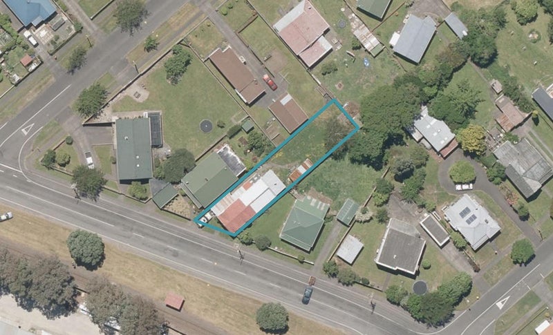 21 Eastown Road, Whanganui East, Whanganui - Carousel 1
