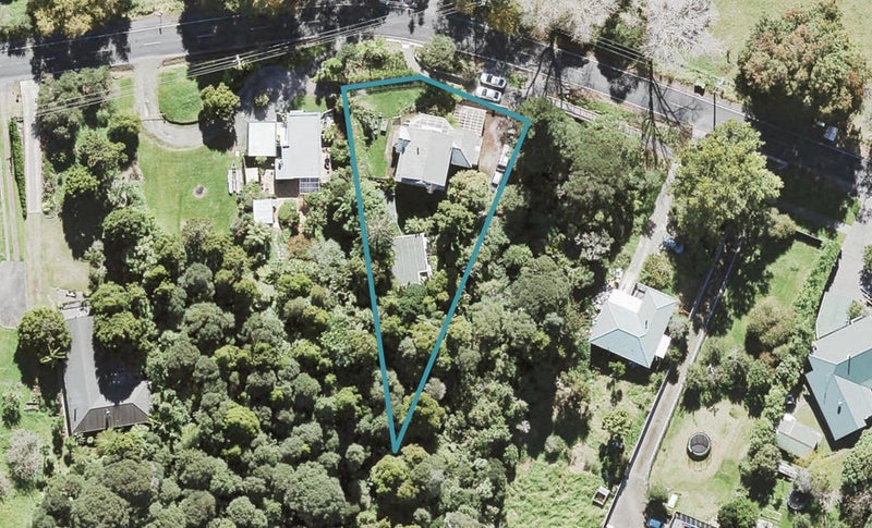 50 Mountain Road, Henderson Valley, Auckland - Carousel 1