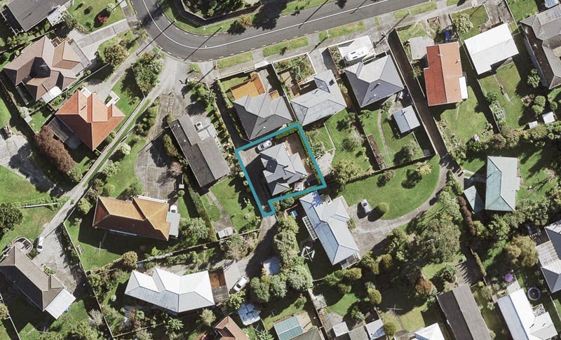 66A Valonia Street, New Windsor, Auckland - Carousel 1