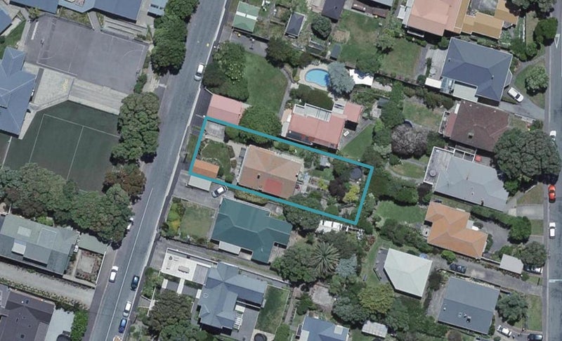 61 Tiber Street, Island Bay, Wellington - Carousel 1