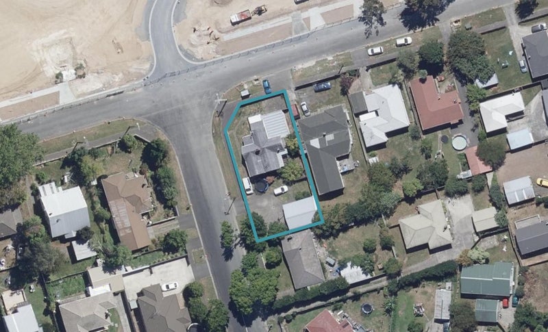 276 Fox Street, Hamilton East, Hamilton - Carousel 1
