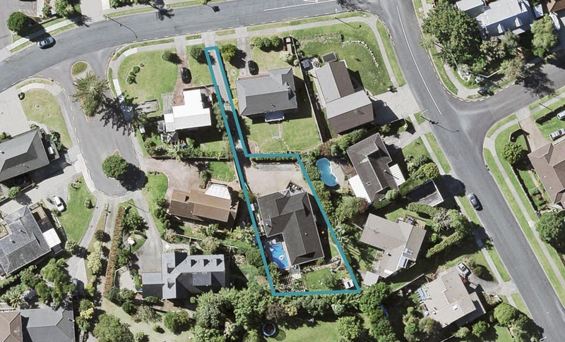 6 Sunnyview Avenue, Shelly Park, Auckland - Carousel 1