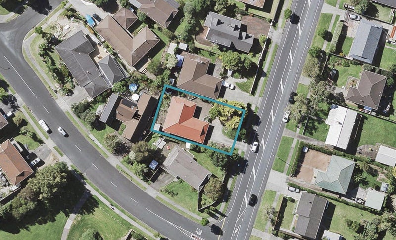83A Botany Road, Botany Downs, Auckland - Carousel 1