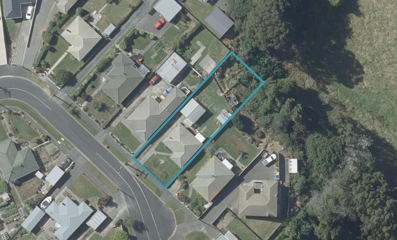 40 Koremata Street, Green Island, Dunedin - Carousel 1