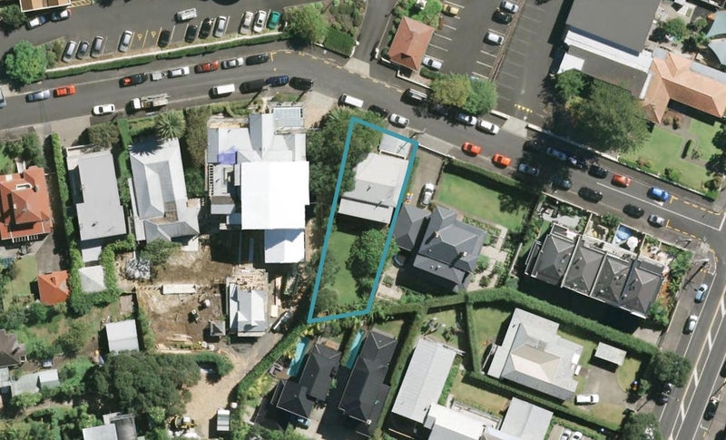 4 Tweed Street, Herne Bay, Auckland - Carousel 1