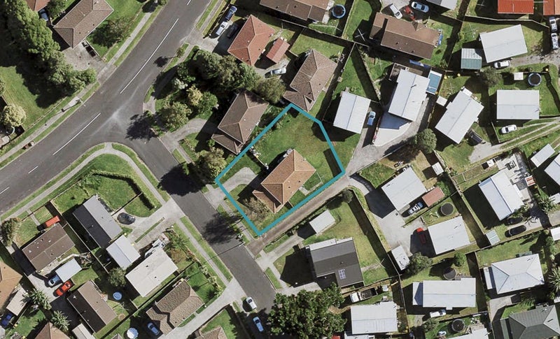 29 Kennington Drive, Clendon Park, Auckland - Carousel 1