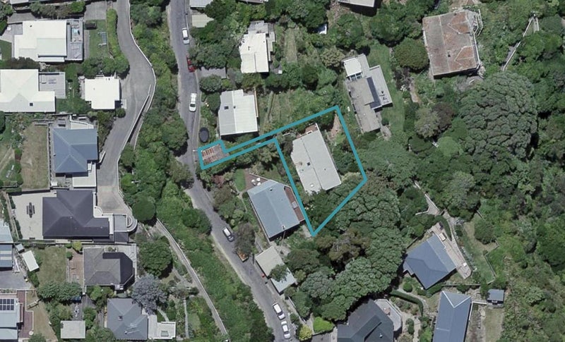 14 Onehunga Road, Karaka Bays, Wellington - Carousel 1