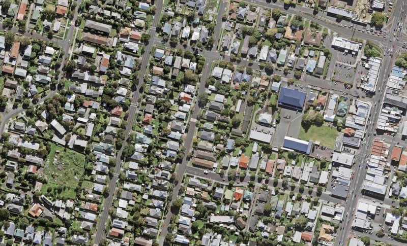 8 Volcanic Street, Mount Eden, Auckland - Carousel 1