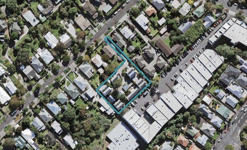 6/66 Taylors Road, St Lukes, Auckland - Carousel 1