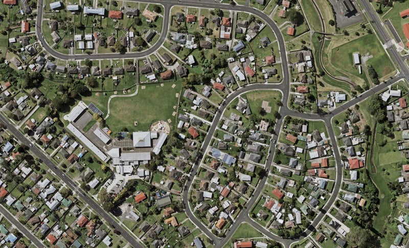 17 Crown Crescent, Otara, Auckland - Carousel 1
