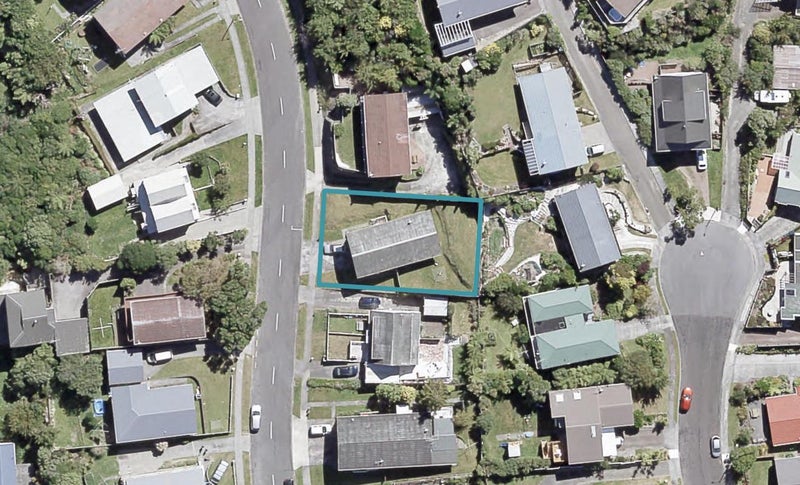 41 Cypress Drive, Maungaraki, Lower Hutt - Carousel 1