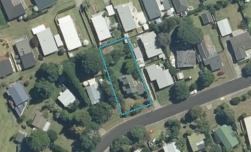 10 Mako Avenue, Whiritoa, Waihi - Carousel 1