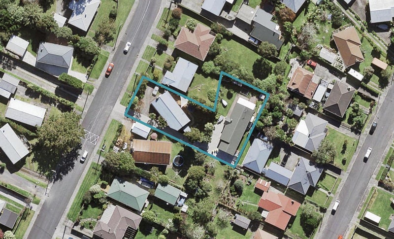 1/19 Tramway Road, Beach Haven, Auckland - Carousel 1