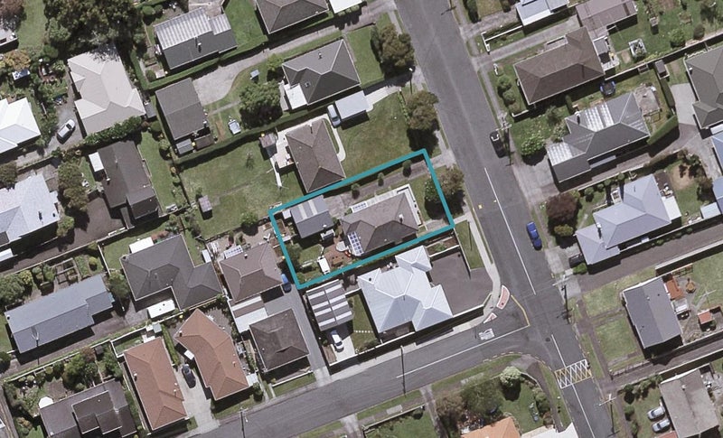 40 Lismore Street, Strandon, New Plymouth - Carousel 1