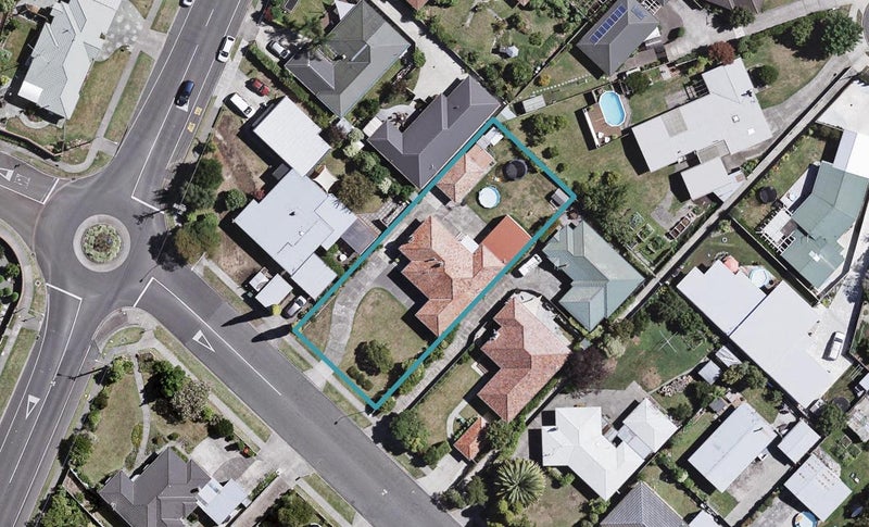 2 Osier Road, Greenmeadows, Napier - Carousel 1