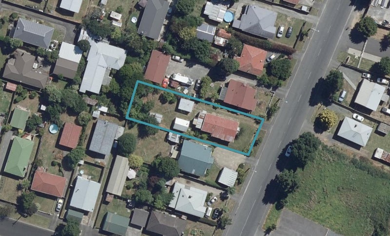 12 Higgins Road, Frankton, Hamilton - Carousel 1