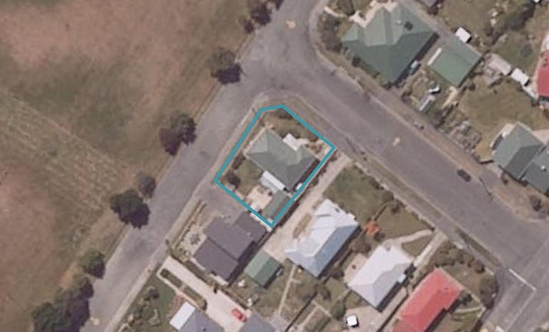 31 Stirling Street, Oamaru North, Oamaru - Carousel 1