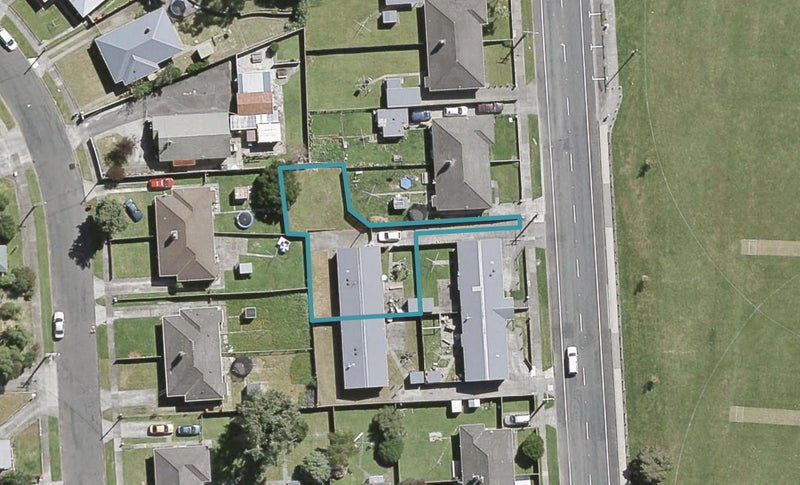 298 George Street, Stokes Valley, Lower Hutt - Carousel 1