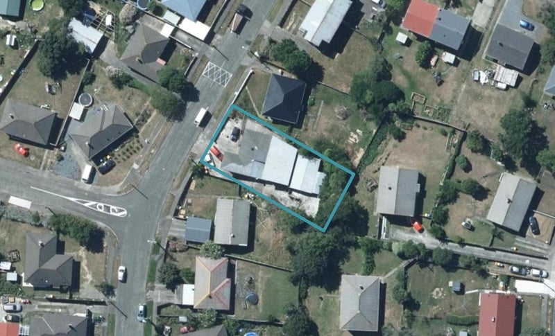 5 Durham Street, Cannons Creek, Porirua - Carousel 1