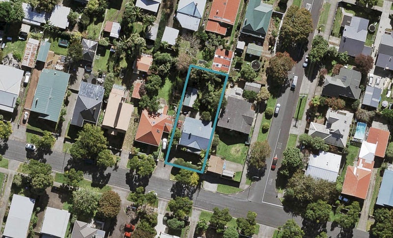 26 Calgary Street, Sandringham, Auckland - Carousel 1