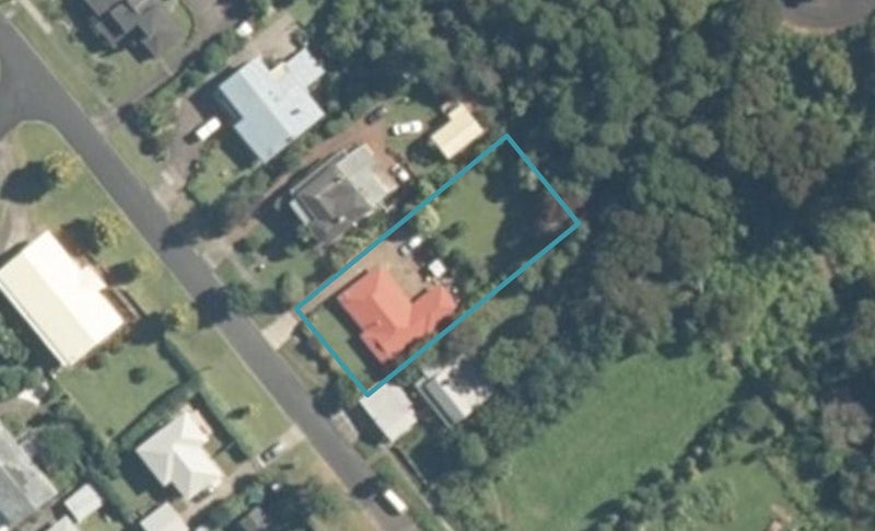 16 Puriri Street, Te Aroha, Te Aroha - Carousel 1