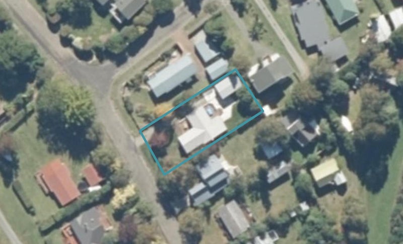 14 Keitha Place, Kinloch, Taupō - Carousel 1