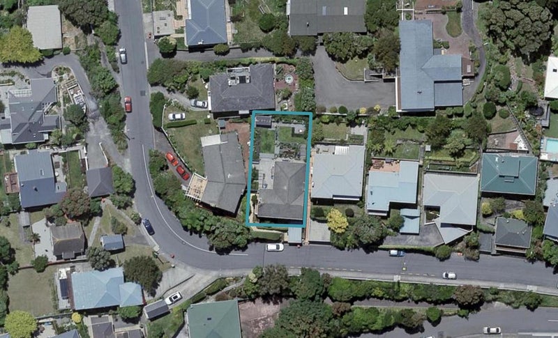 12 Seatoun Heights Road, Seatoun, Wellington - Carousel 1
