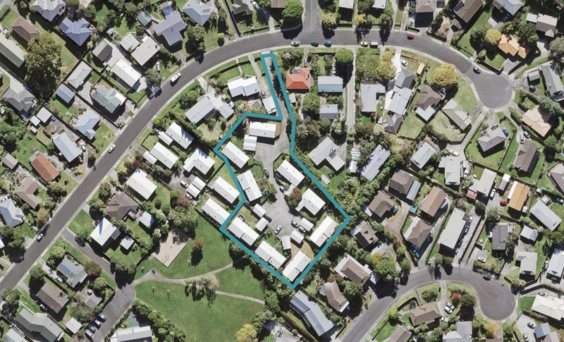 5/27 Patts Avenue, Glendene, Auckland - Carousel 1