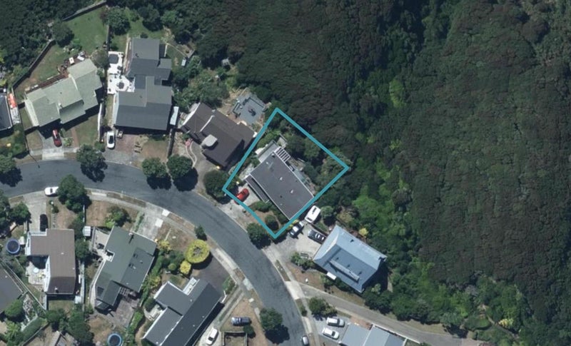 23 Mercury Way, Whitby, Porirua - Carousel 1