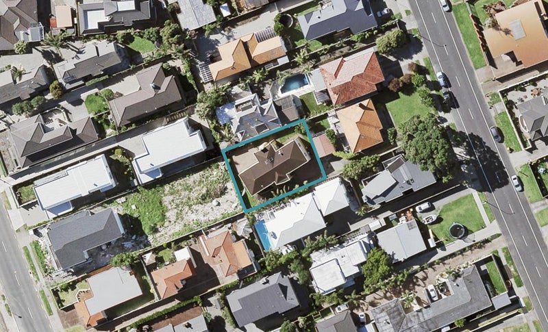 15A Hattaway Avenue, Bucklands Beach, Auckland - Carousel 1