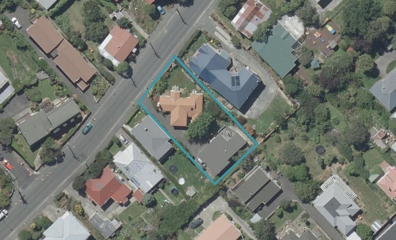 20 Signal Hill Road, Opoho, Dunedin - Carousel 1