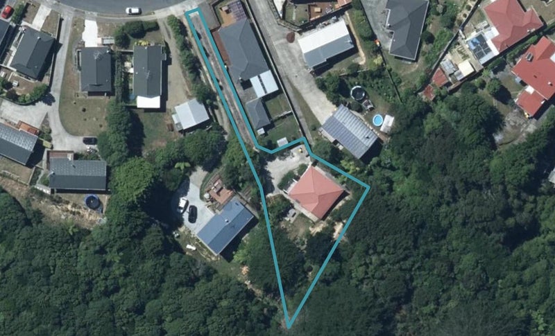 24A ROSE ST, RANUI HEIGHTS, PORIRUA - Carousel 1