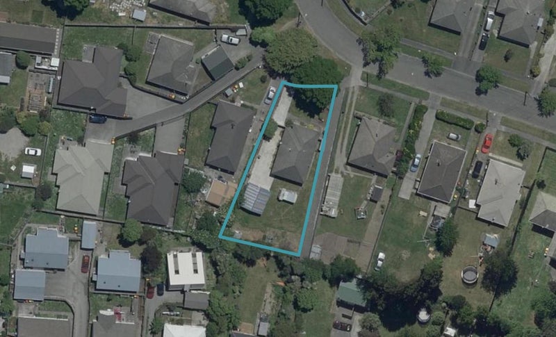 37 Earnslaw Crescent, Bryndwr, Christchurch - Carousel 1