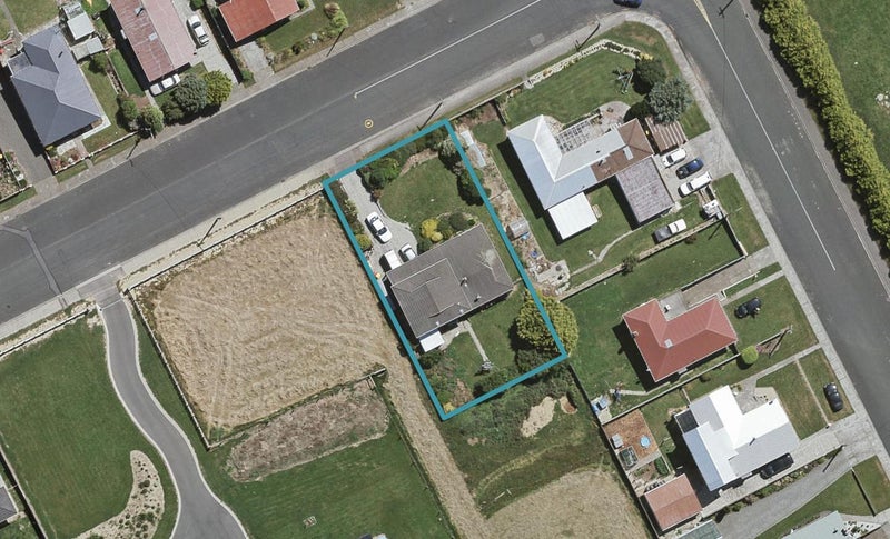 33 Enniskillen Street, Clifton, Invercargill - Carousel 1