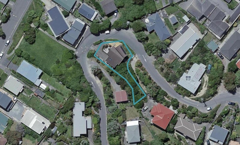 24 Dominion Park Street, Johnsonville, Wellington - Carousel 1