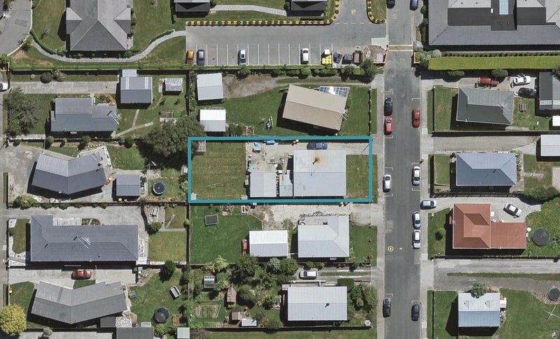 16 O'Byrne Street, Waikiwi, Invercargill - Carousel 1