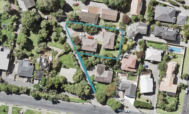 1/2 Leith Way, Rothesay Bay, Auckland - Carousel 1