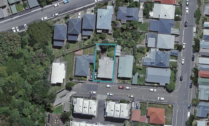 4 Papawai Terrace, Mount Cook, Wellington - Carousel 1