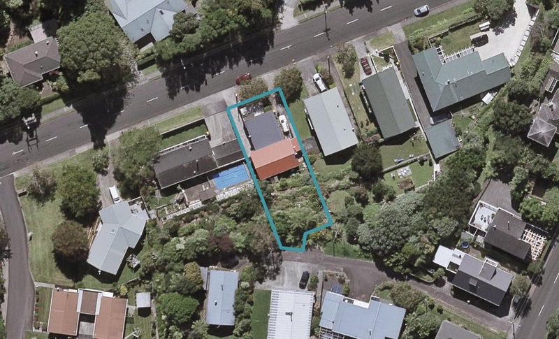 17B Clawton Street, Westown, New Plymouth - Carousel 1