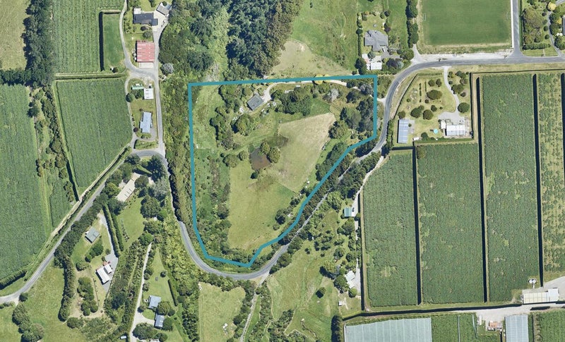 24 Keenan Road, Pyes Pa, Tauranga - Carousel 1