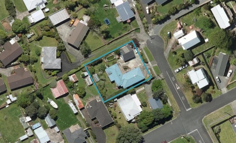 18 Boswell Street, Kamo, Whangarei - Carousel 1