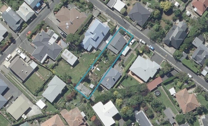 46 Brownville Crescent, Maori Hill, Dunedin - Carousel 1