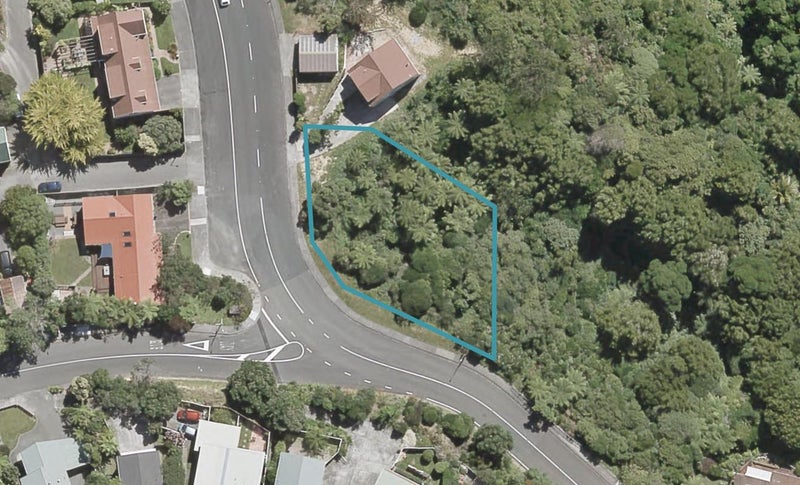 26 Harbour View Road, Harbour View, Lower Hutt - Carousel 1