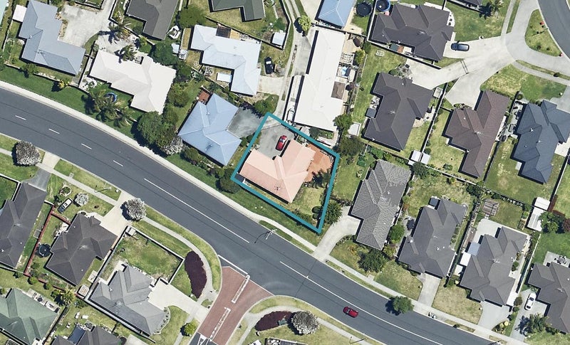 57 Summerland Crescent, Papamoa Beach, Papamoa - Carousel 1