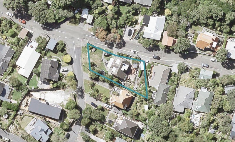 26 Rona Street, Eastbourne, Lower Hutt - Carousel 1