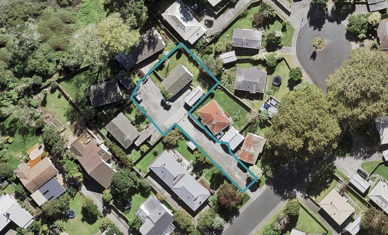 40 Ranch Avenue, Beach Haven, Auckland - Carousel 1