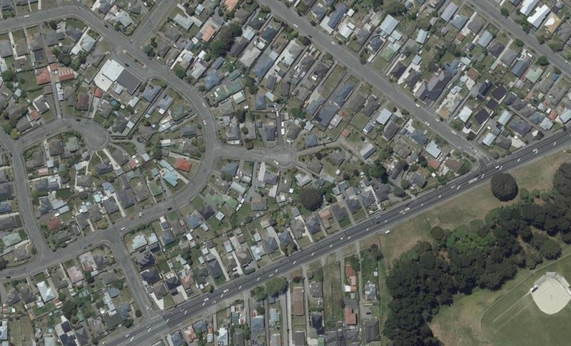 8 Winnipeg Place, Wainoni, Christchurch - Carousel 1