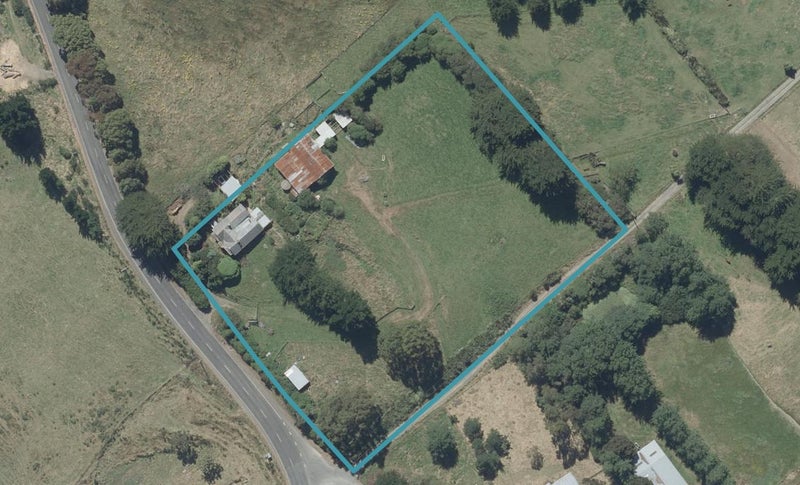 810 North Road, Upper Junction, Waitati - Carousel 1