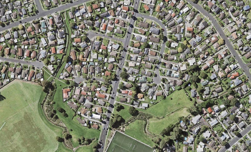 402 Bucklands Beach Road, Bucklands Beach, Auckland - Carousel 1