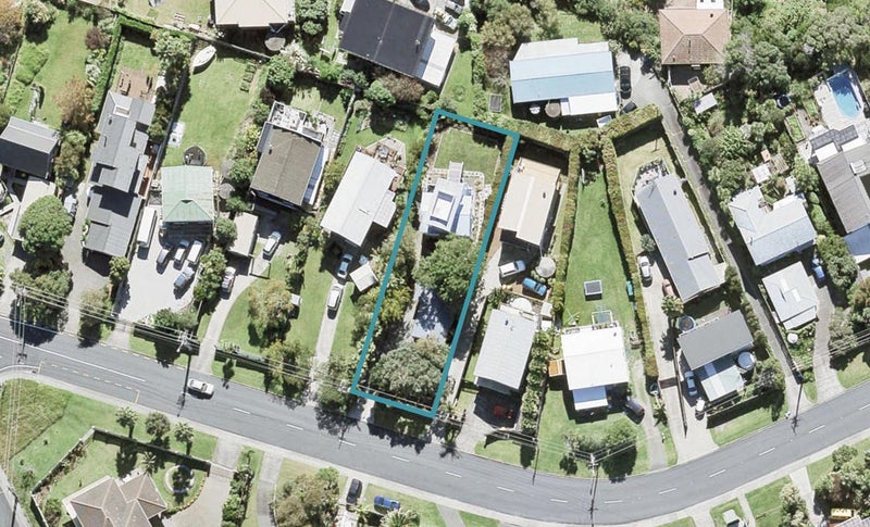 1406 Whangaparaoa Road, Army Bay, Whangaparaoa - Carousel 1